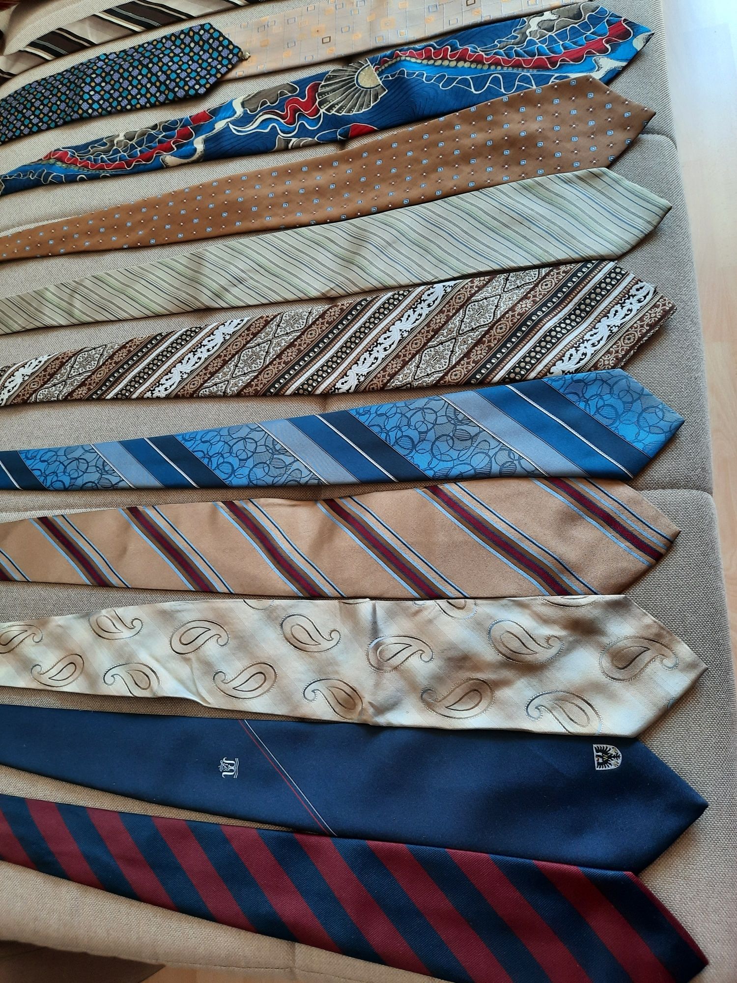 Cravate barbati hand made cu imprimeuri/simple sau cu model