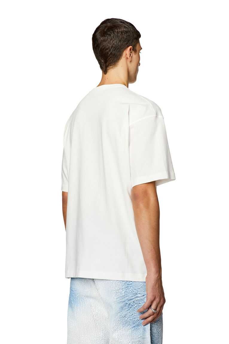 Нова мъжка тениска DIESEL L размер