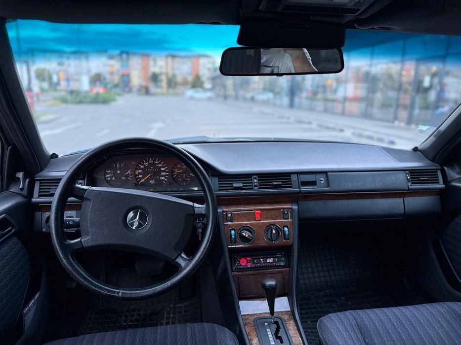 Mercedes w124 300D