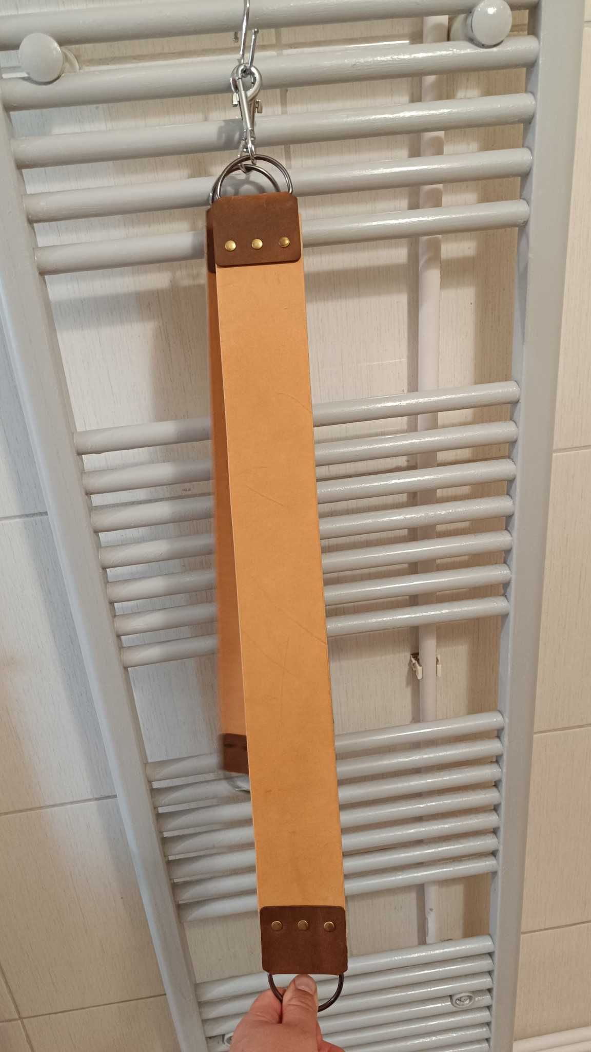 Strop din piele pentru brici