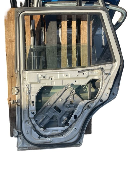 Usa Portiera dreapta spate HYUNDAI SANTA FE I SM 2000 - 2006