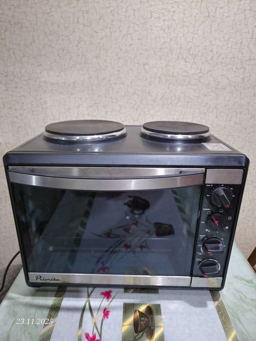 Продам эл.печь/духовка