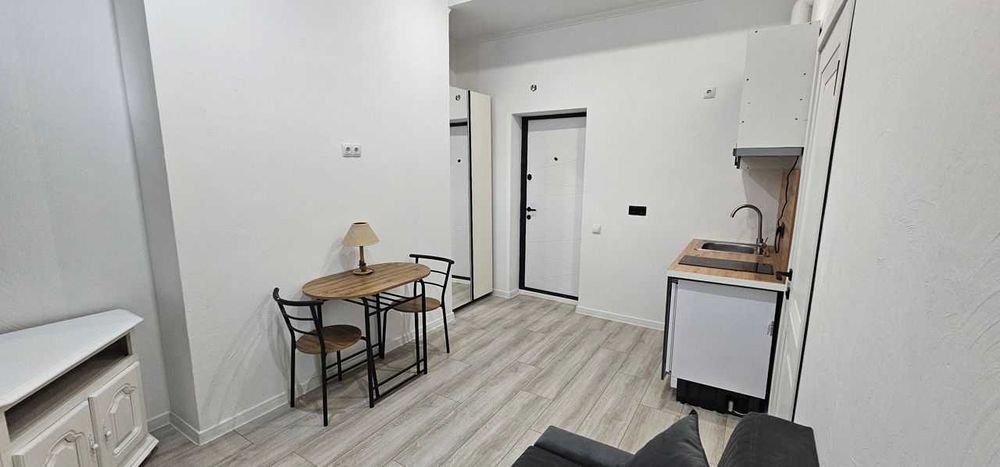 Дава се под наем Едностаен апартамент в София, Център - 32 кв.м за 350 € - Снимка #1