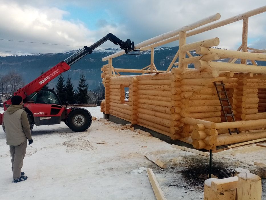 Construiesc case lemn rotund, bustean