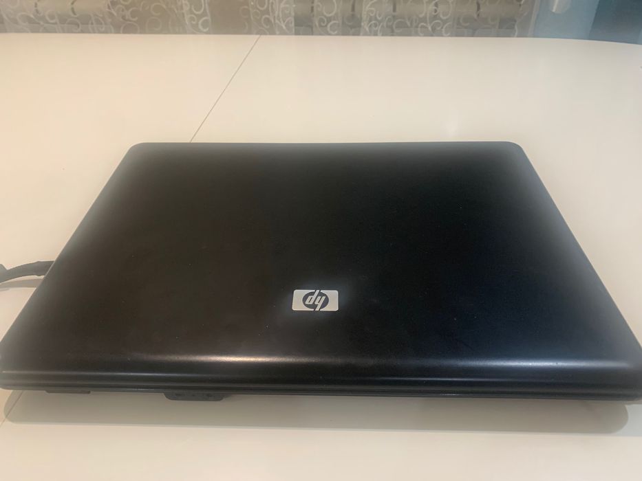 Ноутбук HP черного цвета б/у