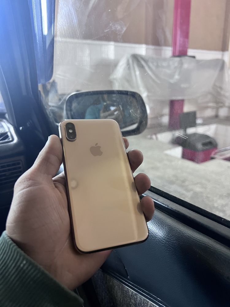 Iphone Xs holati ideal usta koʻrmaga ochilmaga yomkst 77 rangi gold