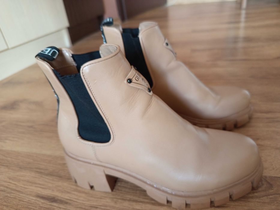 Дамски оригинални боти