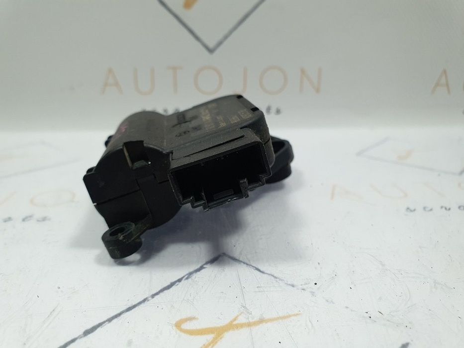 Motoras reglaj aeroterma V159 VOLKSWAGEN TOURAN 1T3 2010 - 2015 2.0 TDI CFHF, CLCA 1K0907511B /  0132801341