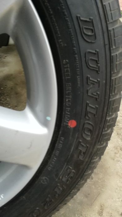 Janta aliaj +anvelopa aproape noua 7/5x114,3/17-215-60-17