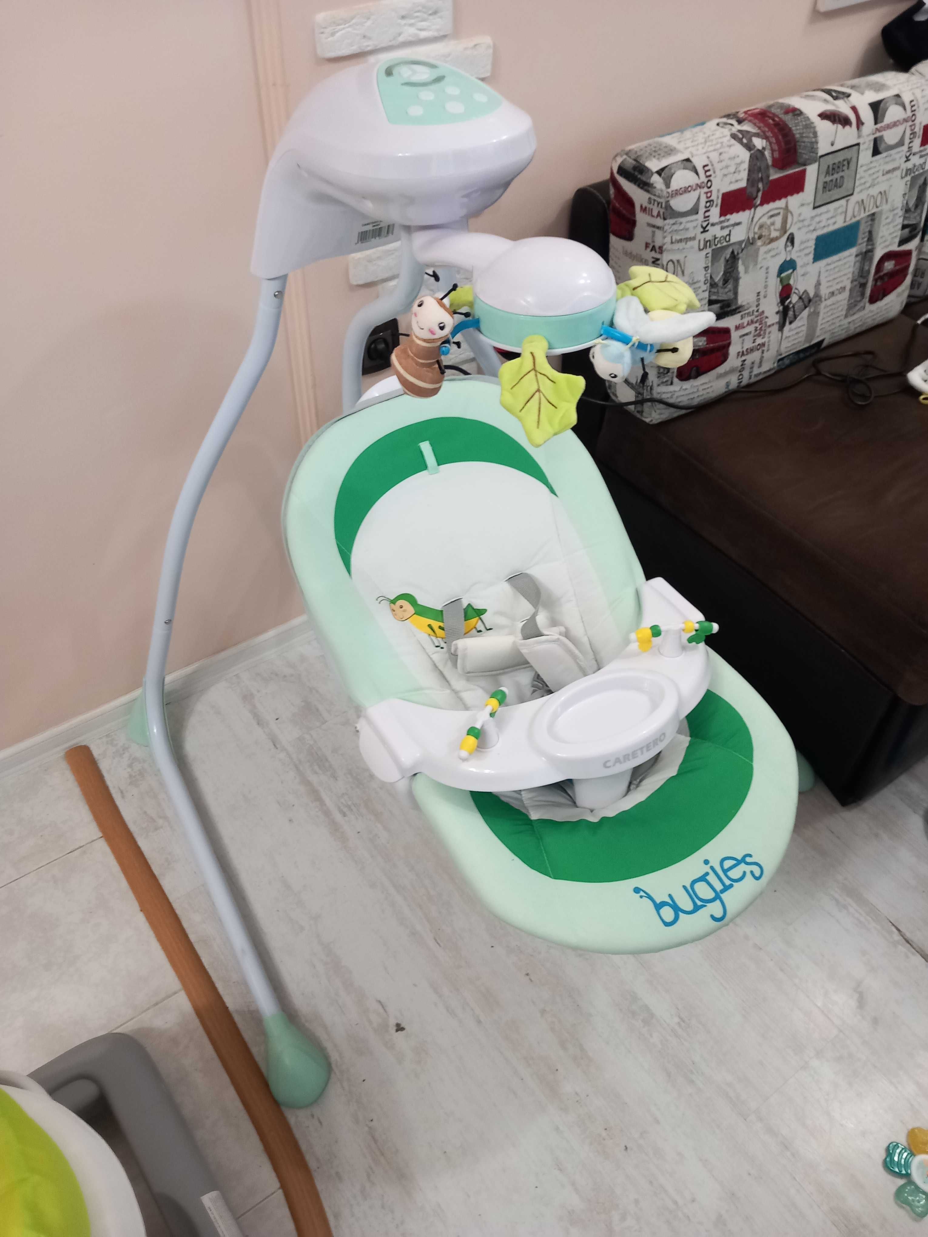 Като нова Електрическа люлка-шезлонг Caretero Bugies до12кг.в гаранция
