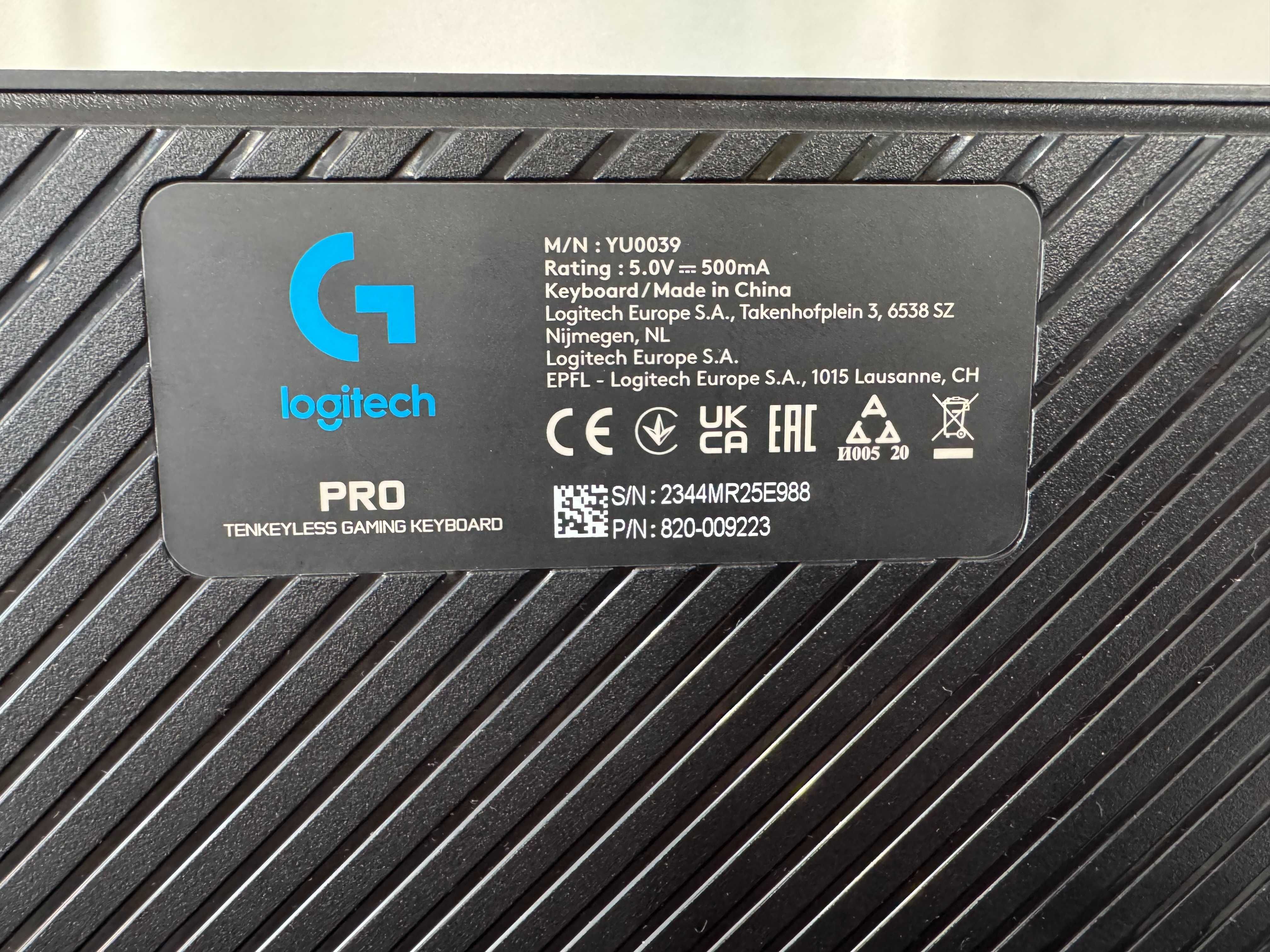 Клавиатува - Logitech Pro Blue Clicky