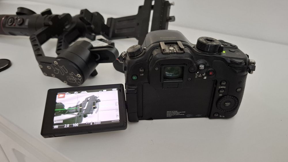 Panasonic gh4R zuiko 12mm