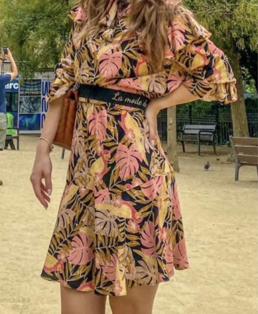 Бутикова рокля La mode de Denica