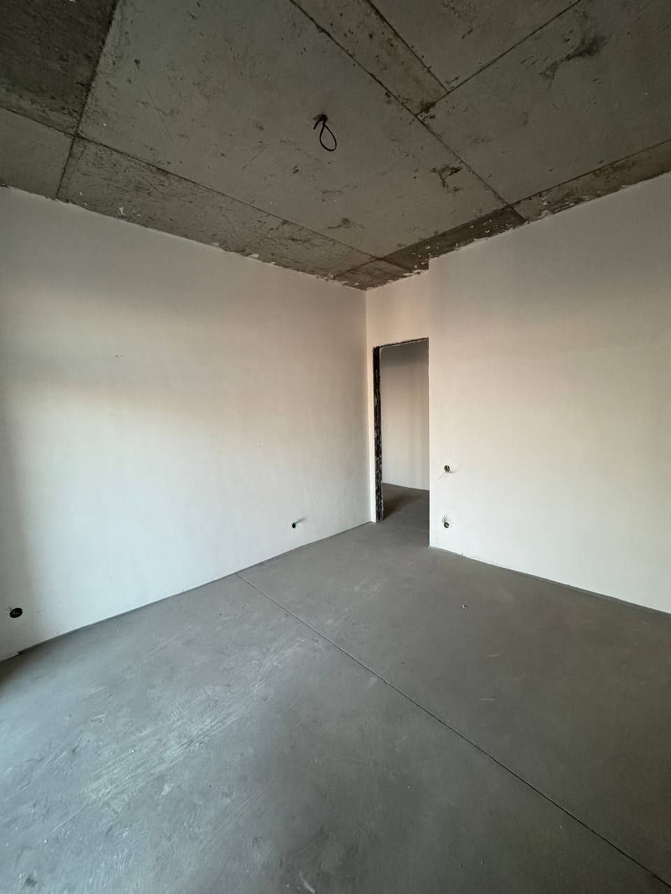 ЖК MIRABAD AVENUE 
 Улица Нукусская
Метро Ойбек
Госпитальный рынок