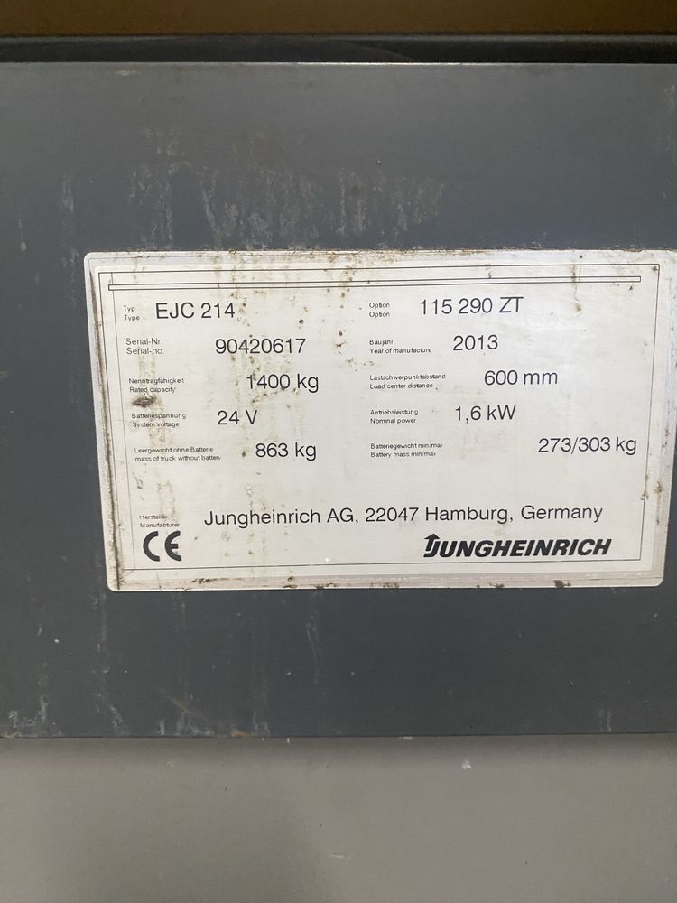 Стакер  Jungheinrich EJC 214