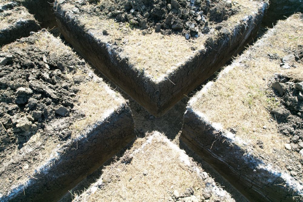 Servicii sapaturi,fundatii,gard,piscina,fose,canalizari,drenaje,gropi