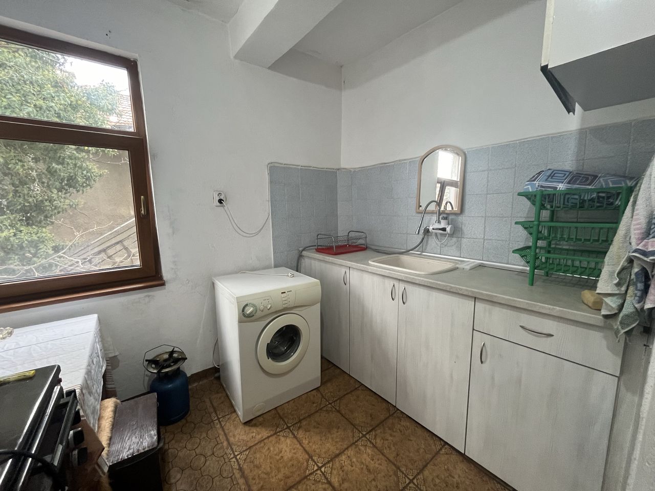 Дава се под наем Многостаен апартамент в Асеновград - 110 кв.м за 331.5 € - Снимка #6