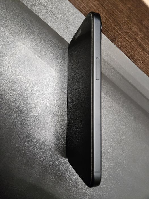 Мобилен апарат Iphone 15 128gb