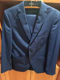 Школьный костюм синего цвета