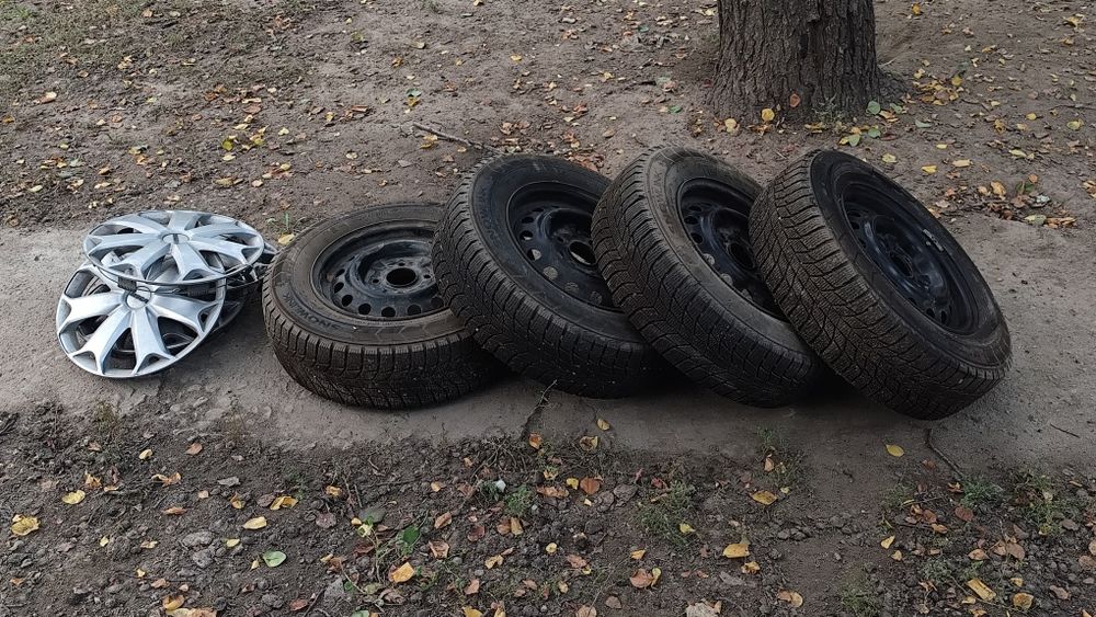 Почти новые шины с дисками