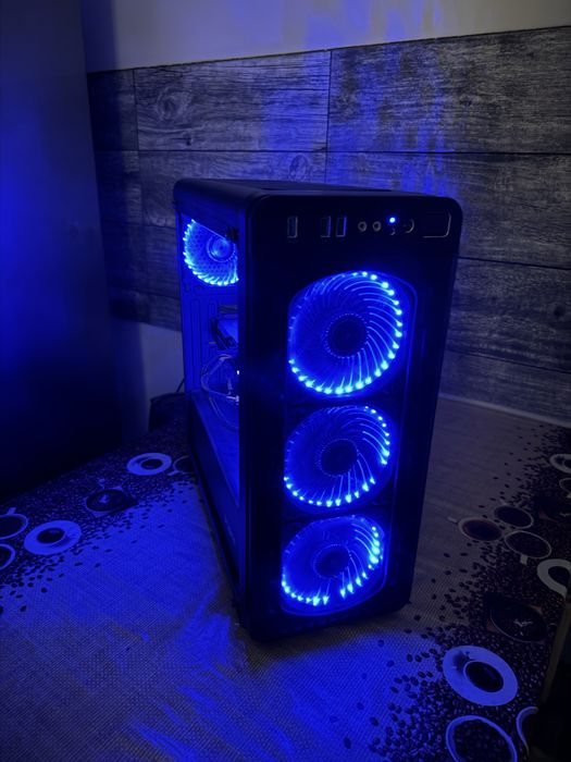 Vand PC High-End Gaming/Editare Video (RTX 3060 Ti, 32 GB)