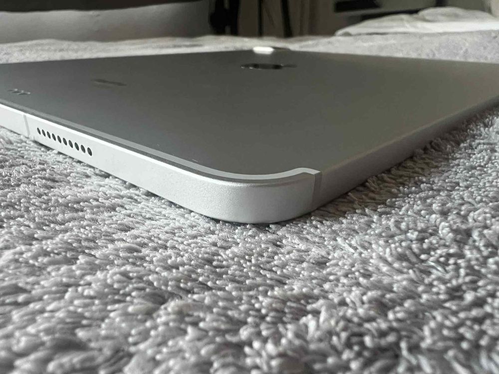 Ipad PRO M2 2TB 12.9 Celluar 2022 като нов!