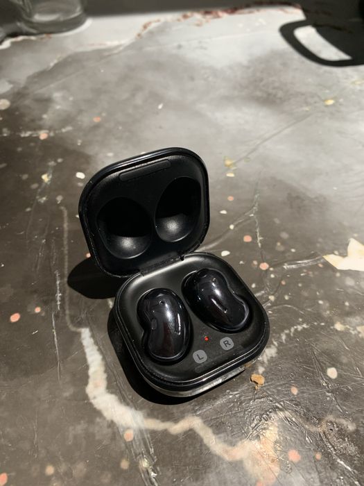 Samsung Buds Live
