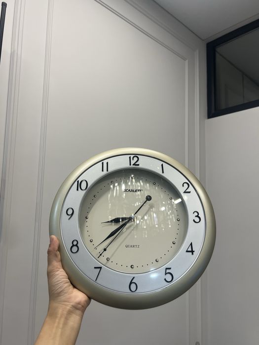 Продам часы настенные