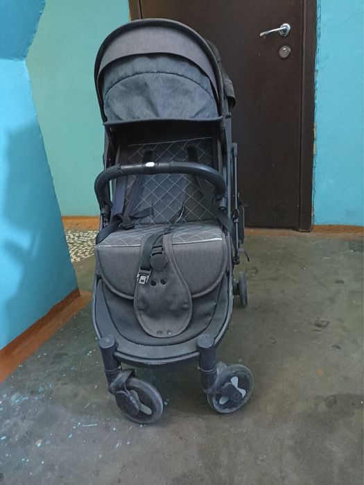 Коляска и толокар машинка