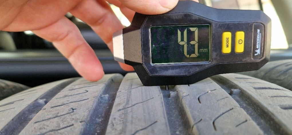 225 50 17 летни гуми Барум