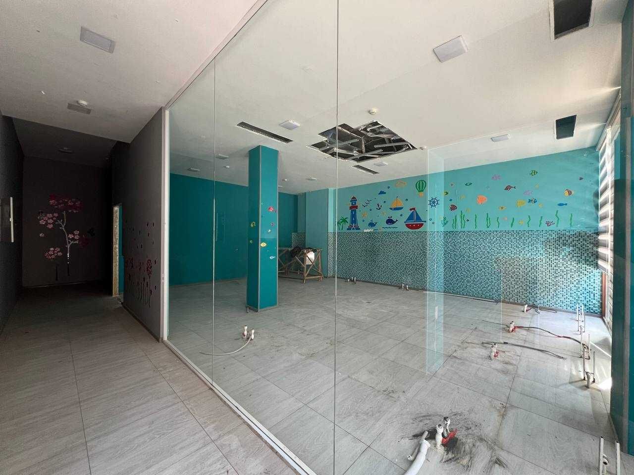 Аренда ком. помещения 300 м2, 1 этаж, гостиница Courtyard by Marriott