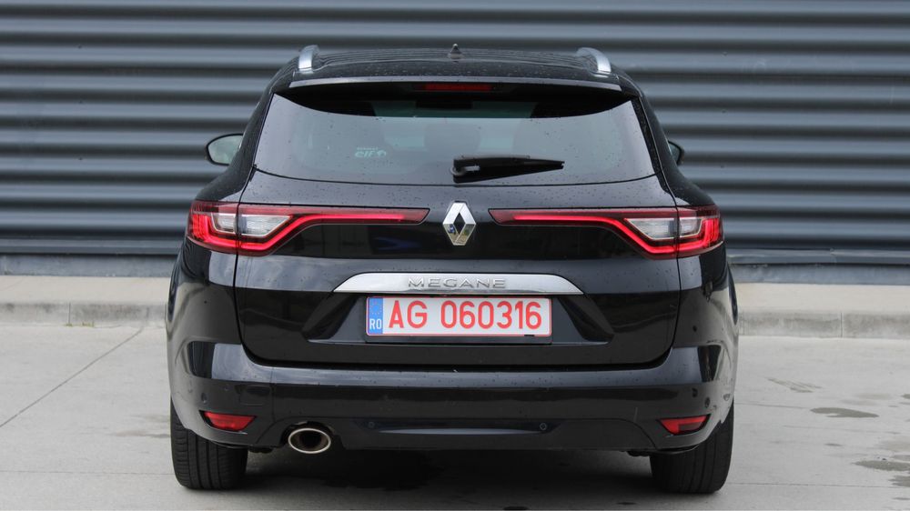 Megane 4 Bose  140cp