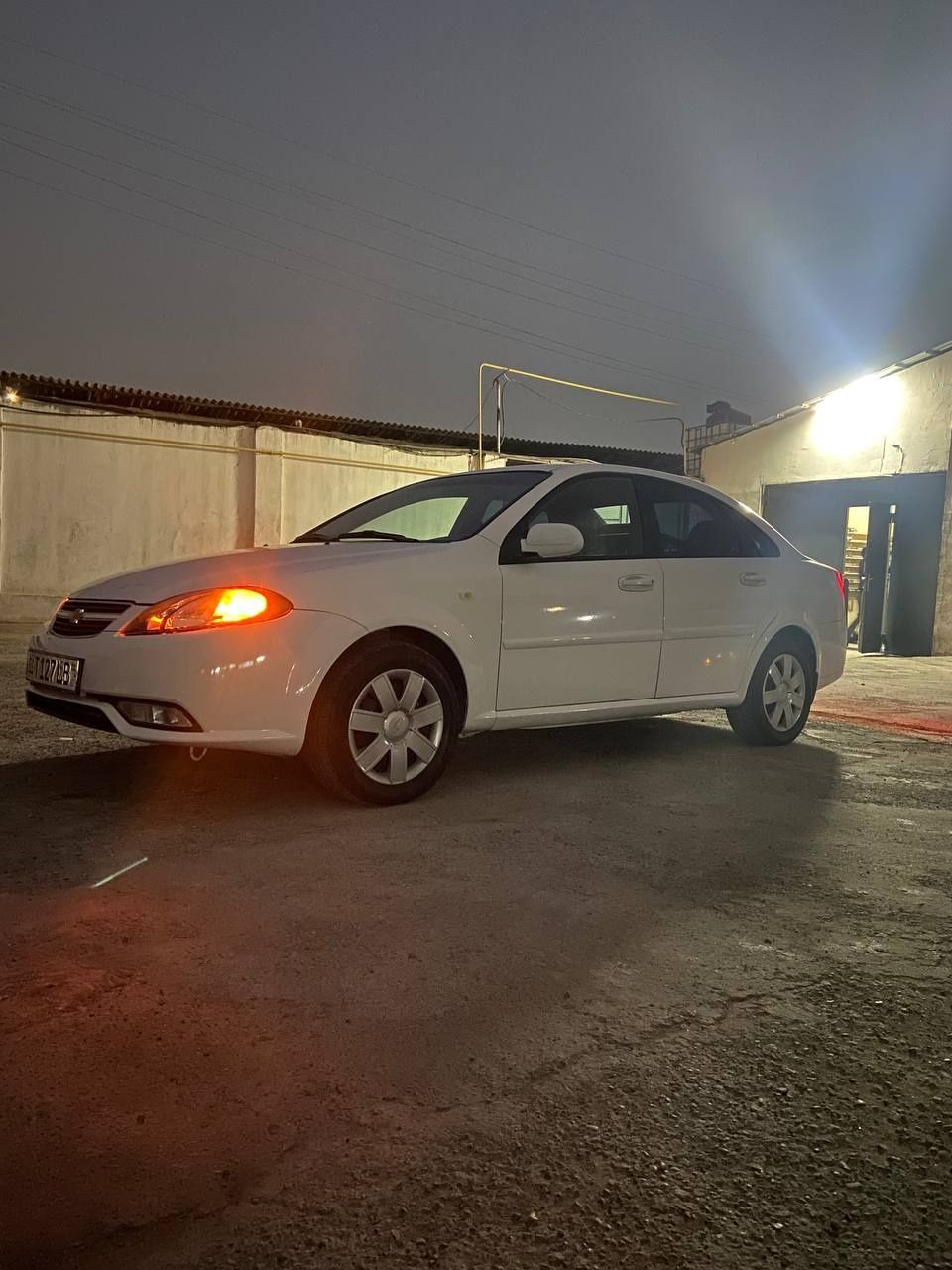 Lacetti sotiladi
