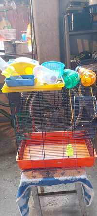 Cusca pentru hamsteri cu accesorii