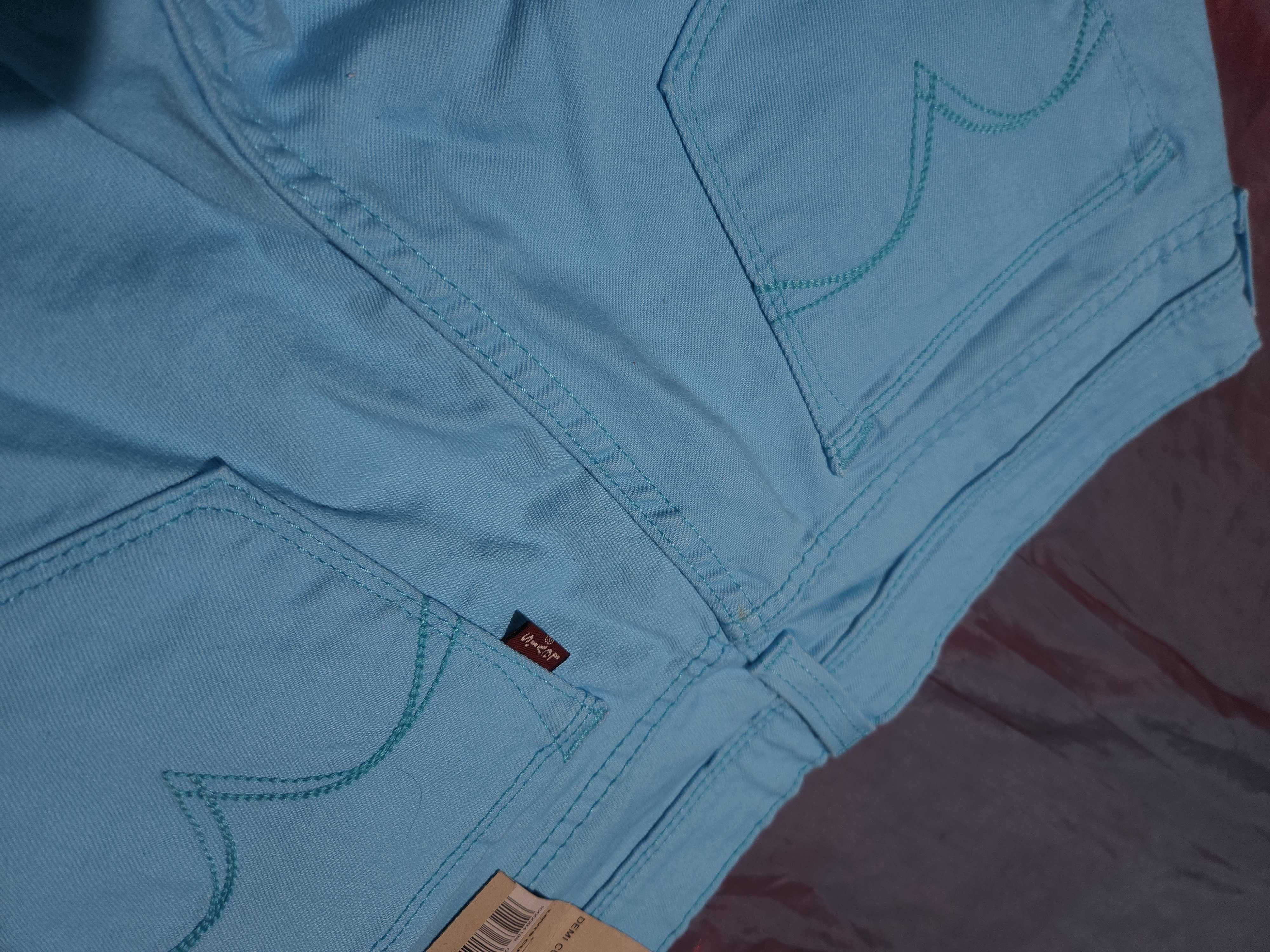 Levis Дънки/Дамски L /32