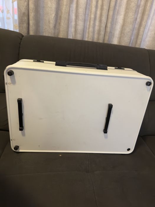 Poga Lux White – Geantă portabilă cu monitor pentru PS/Xbox