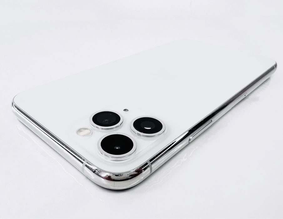 Apple iPhone 11 Pro 64GB Silver Отличен! Гаранция!