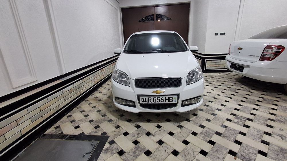 Nexia 3 avtomat 4 pazitsa metan gaz bor srochna sotiladi