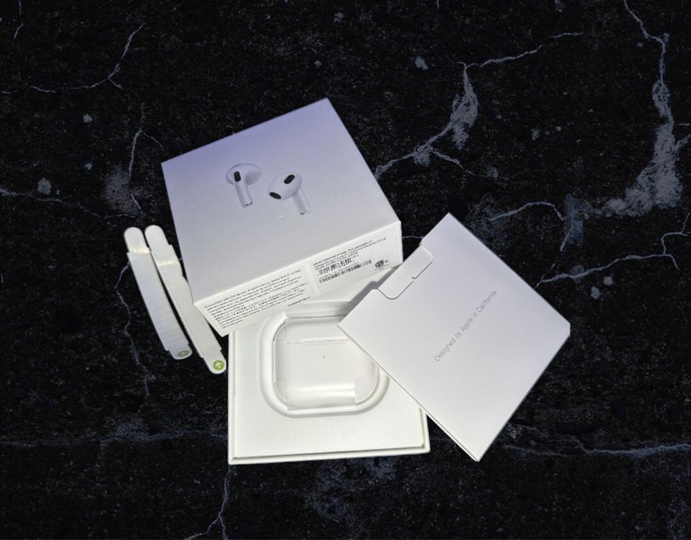 Apple слушалки 3-та генерация