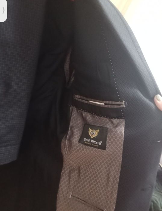 Костюм с брюками 48р