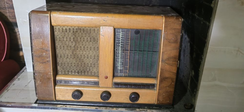 Старино,антично,колекционерско радио Тесла