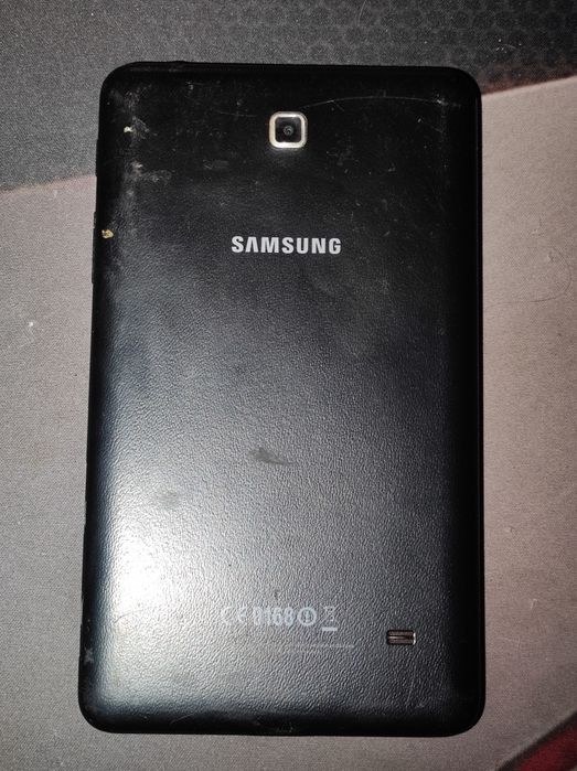 Планшет Samsung на запчасти не работает