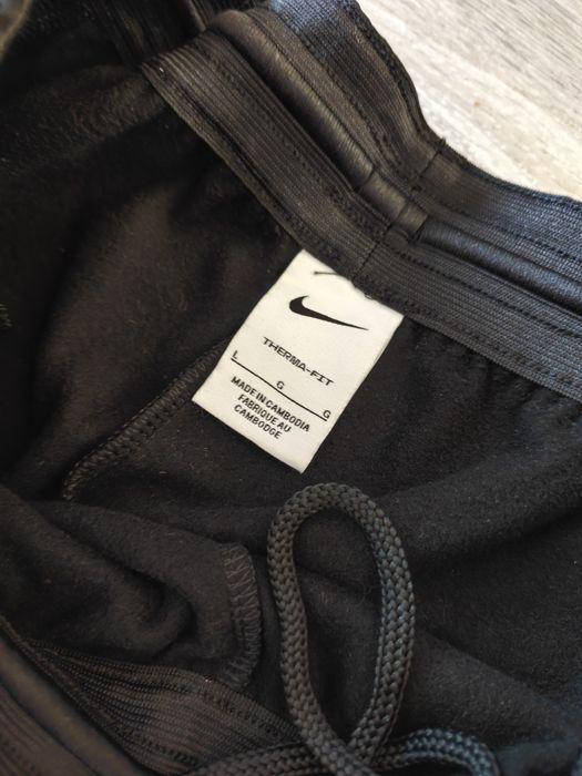 Pantaloni Nike Therma-fit originali