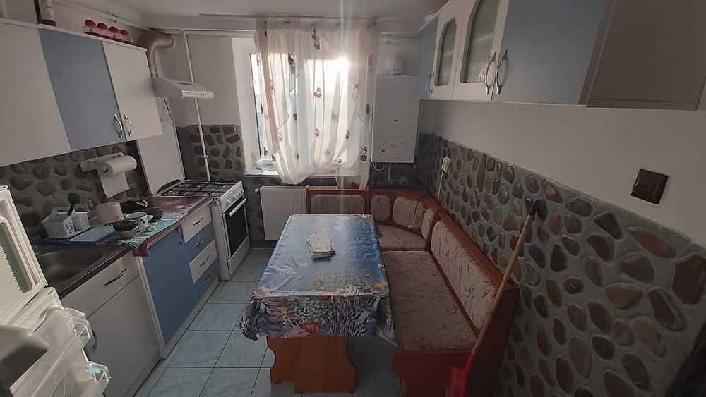 Apartament de închiriat