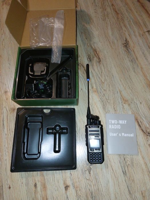 Продавам трансивър Quansheng TK11 (8)