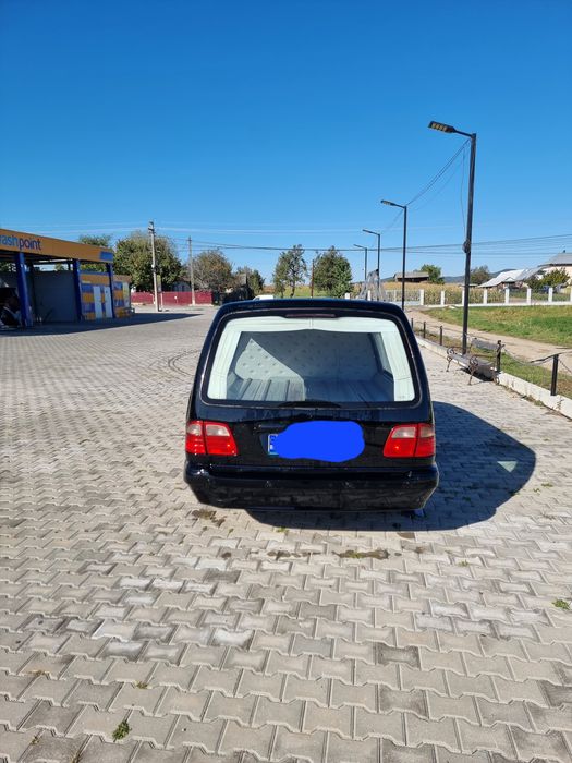 Se vinde Mercedes SD funerar