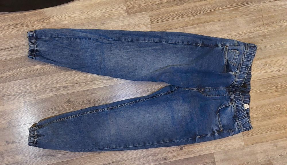 Дънки нови на  Cropp