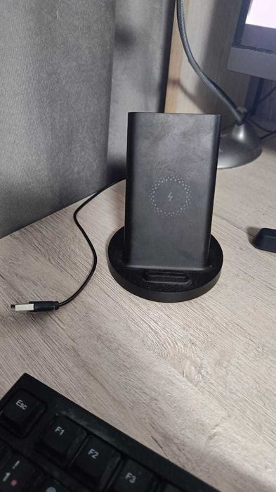 Беспроводная зарядка Mi 20W