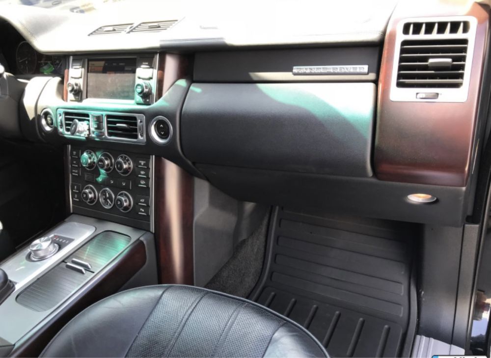 Land Rover Range Rover 4,4 8V,facelift 2011г.