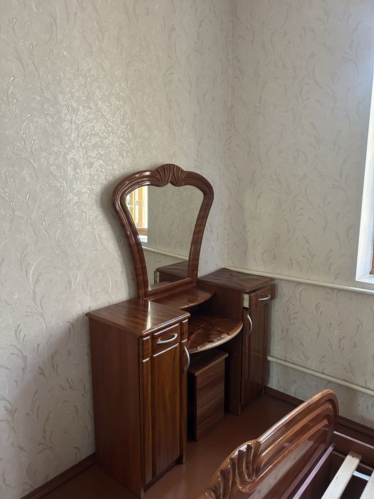 Спальный кровать